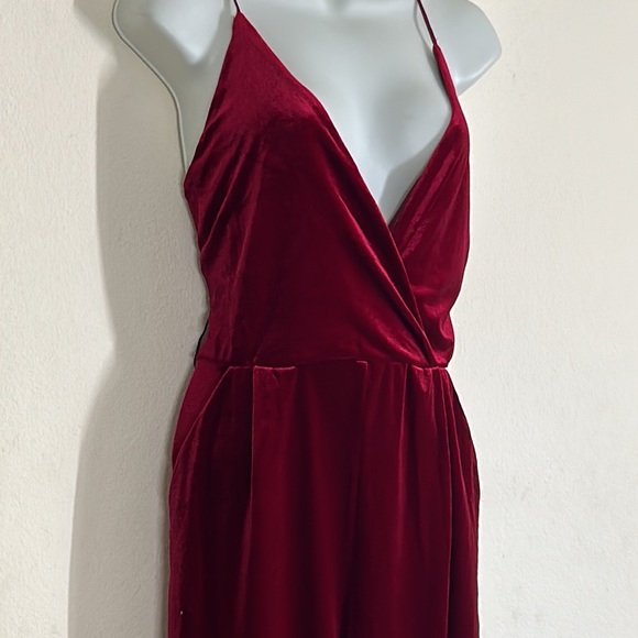 If By The Sea Red Velvet Jumpsuit Large - Picture 9 of 17
